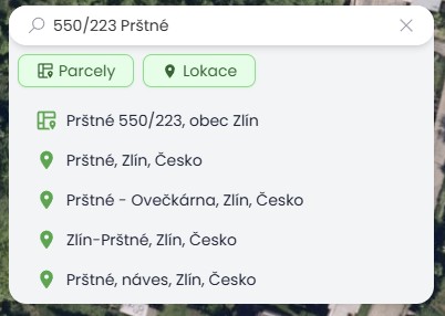 Vyhledávací pole v levém horním rohu